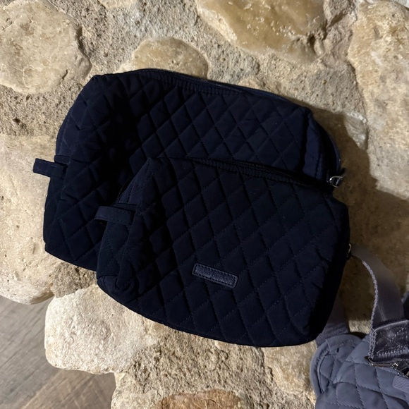 Vera Bradley Weekender tote plus large and small cosmetic bag - Picture 4 of 4